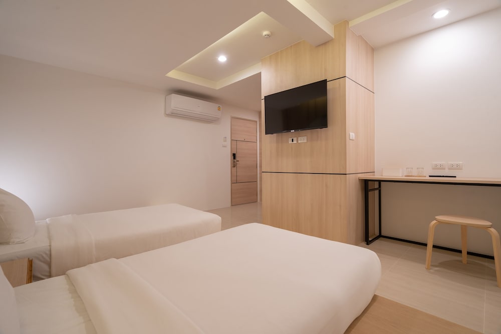 Studio Twin Room - No Window - Photo 1