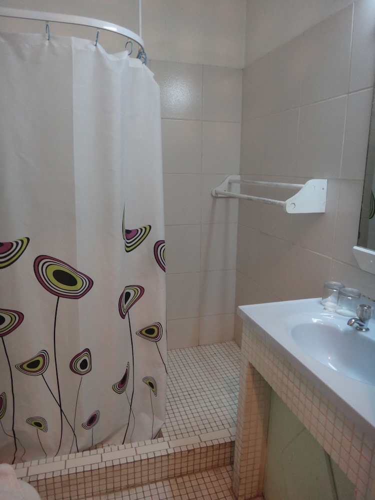Standard Room photo 2