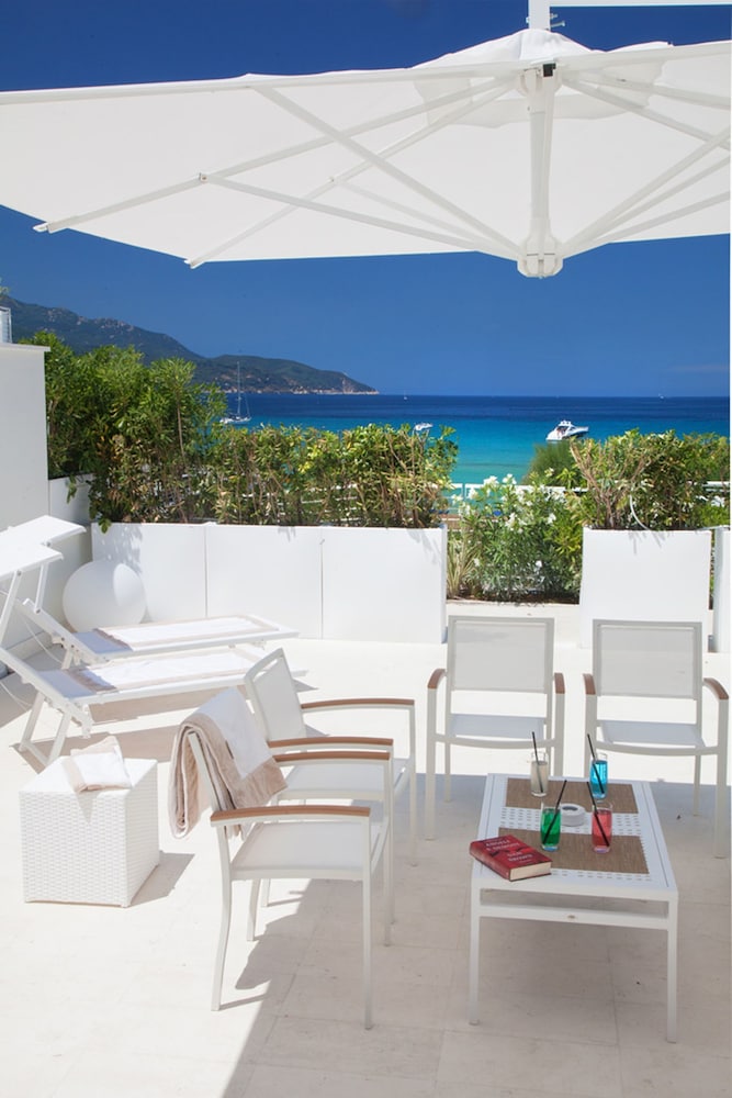Junior Room, Sea View