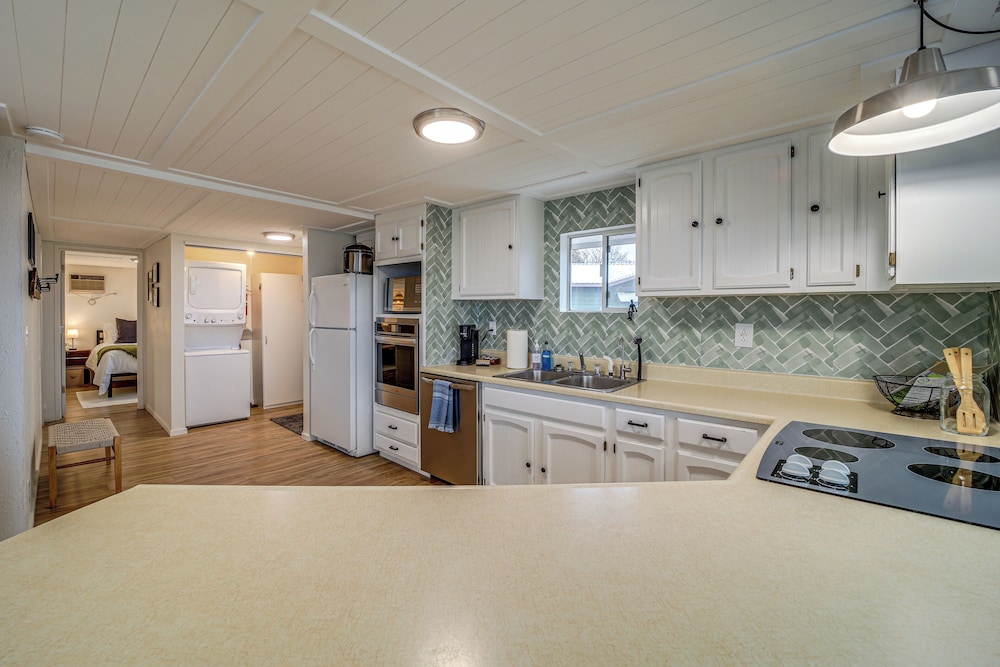 House (2 Bedrooms) photo 2