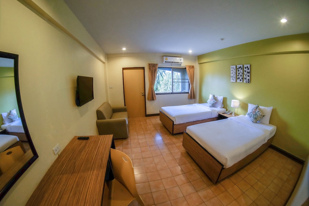 Standard Room (Twin Bed) - Photo 5