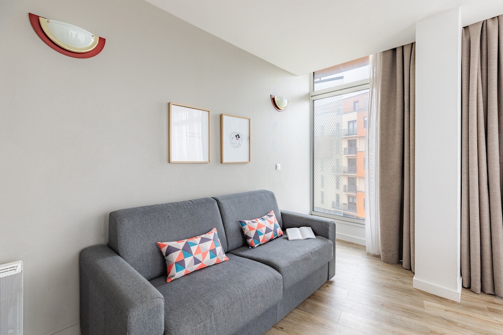 Superior Apartment, 2 Bedrooms - Photo 3