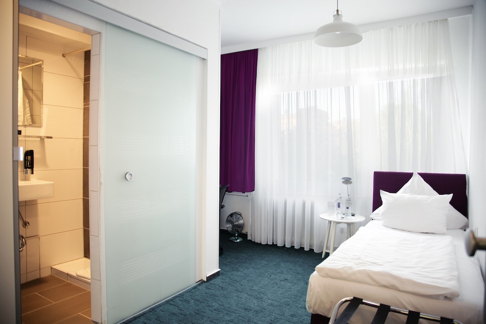 Standard Single Room photo 2