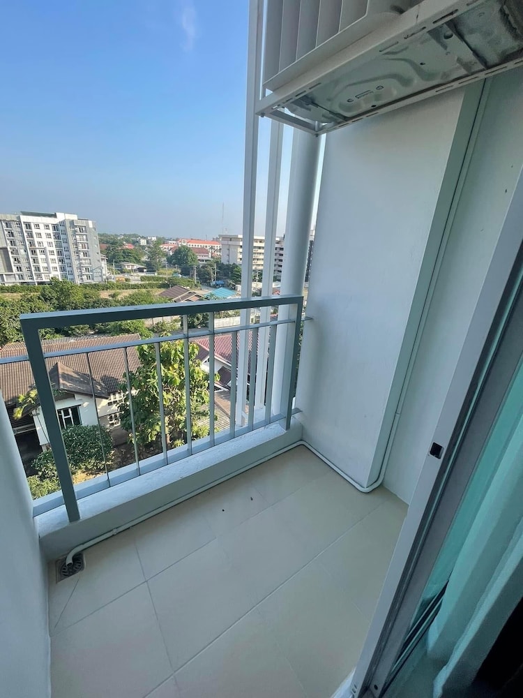 Deluxe Double Room, Balcony, City View photo 2