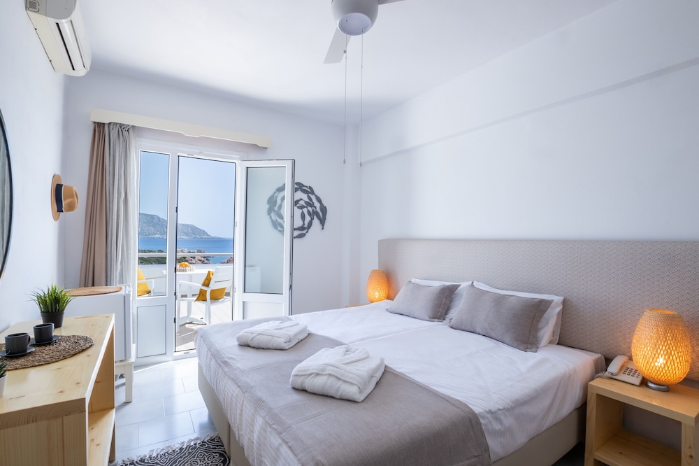 Superior Double Room Front Sea View