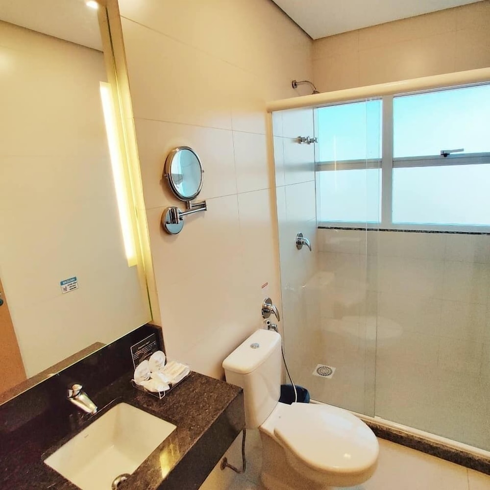 Deluxe Double or Twin Room - Photo 3