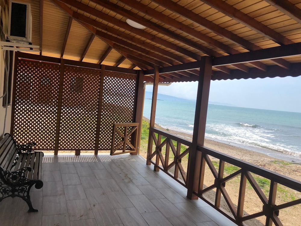 Luxury Bungalow photo 3