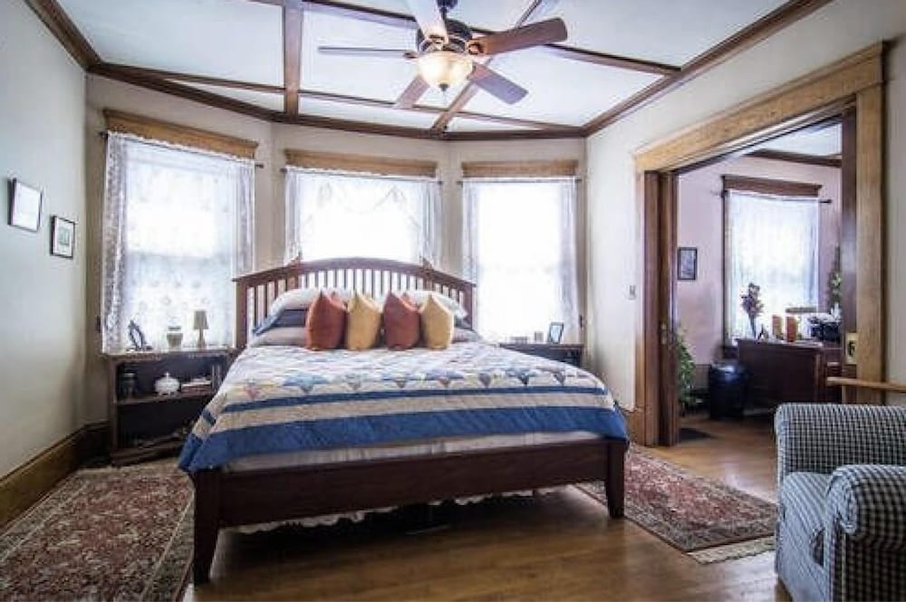 Premium Suite, City View, Ground Floor