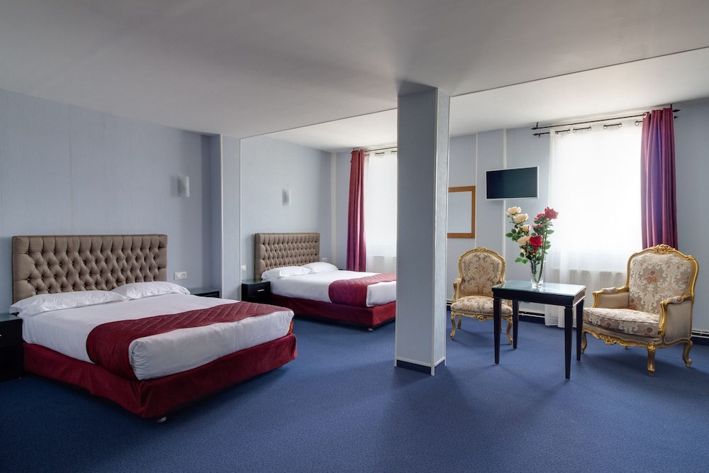 Deluxe Suite - Photo 4
