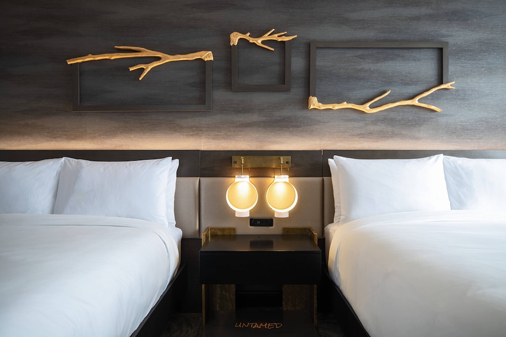 Club Room, 2 Queen Beds - Photo 2