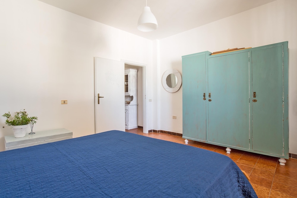 Villa photo 1