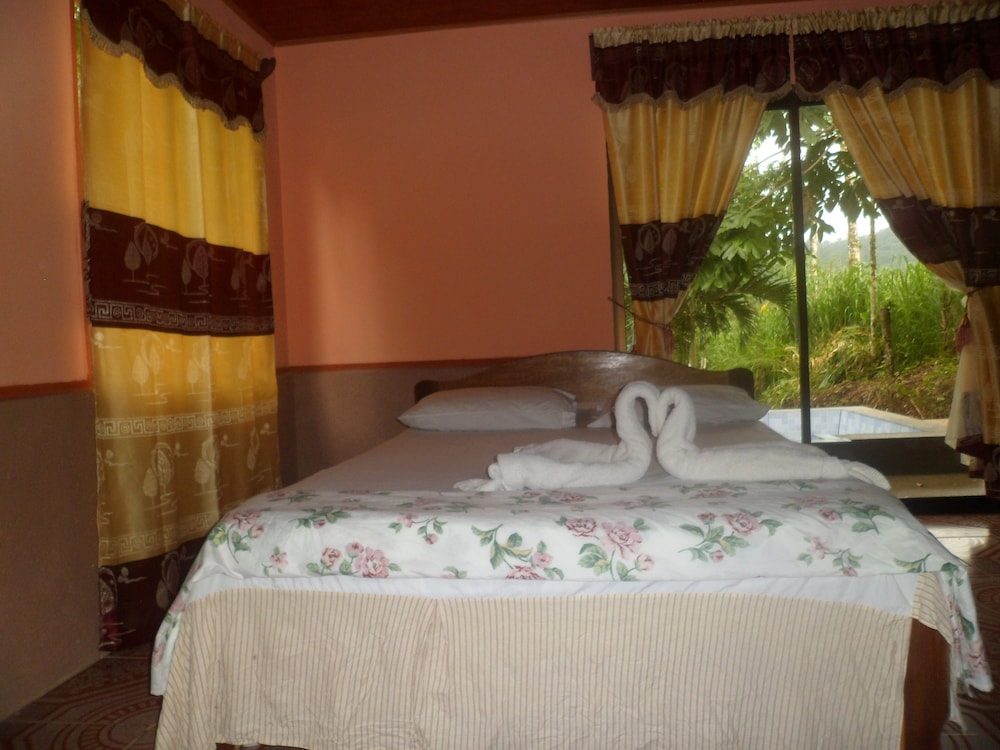 Triple Room, Lake View (A/C) photo 2