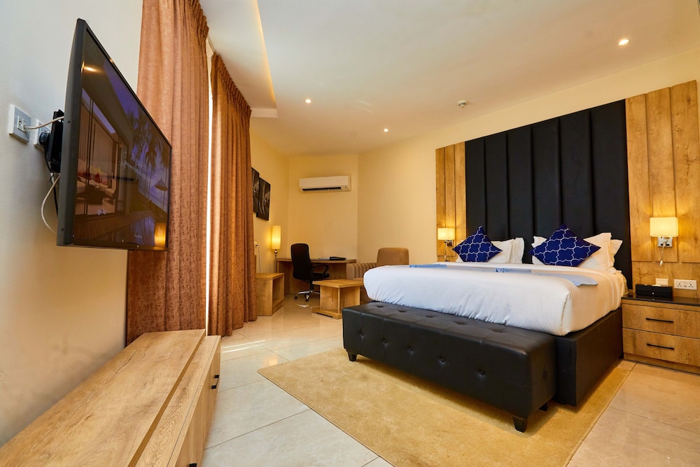Luxury Twin Room - Photo 2