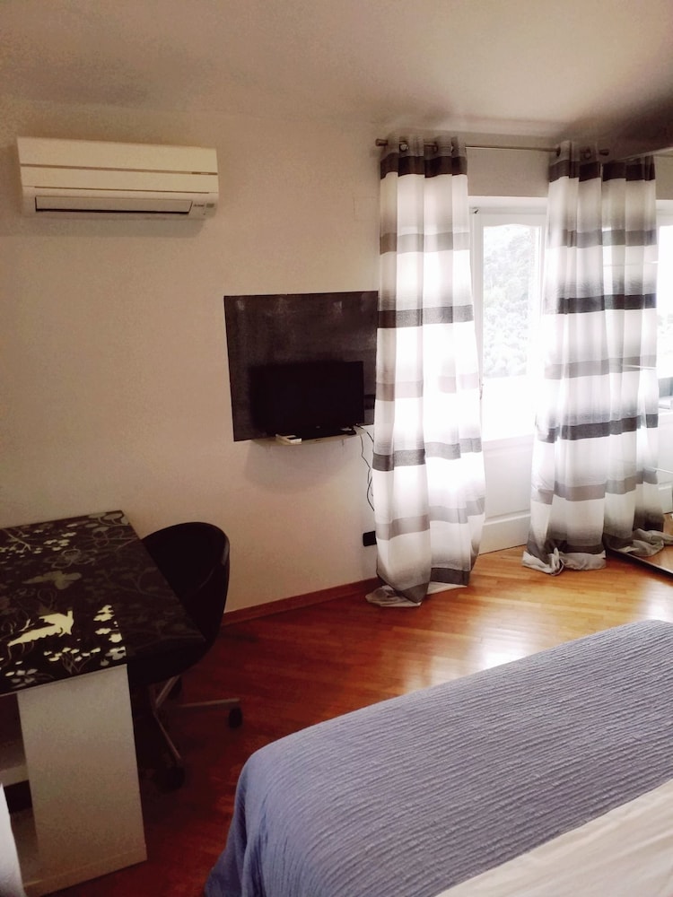 Double Room, Balcony, Sea View photo 1