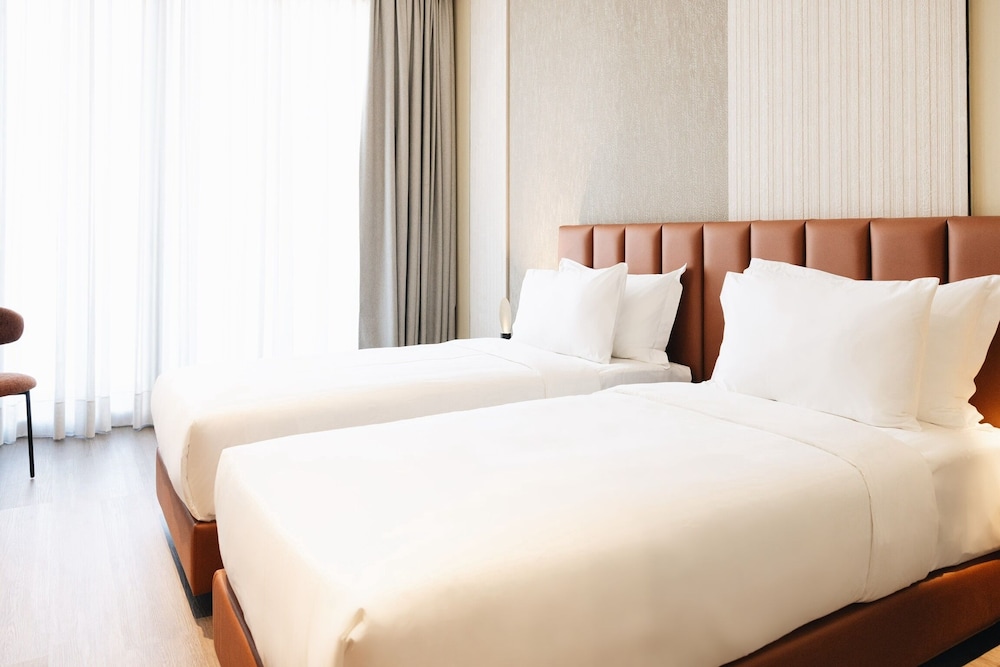 Superior Double or Twin Room, Balcony, City View