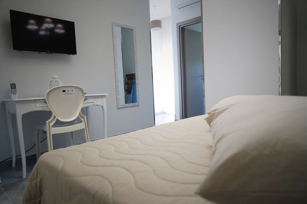 Double Room - Photo 4