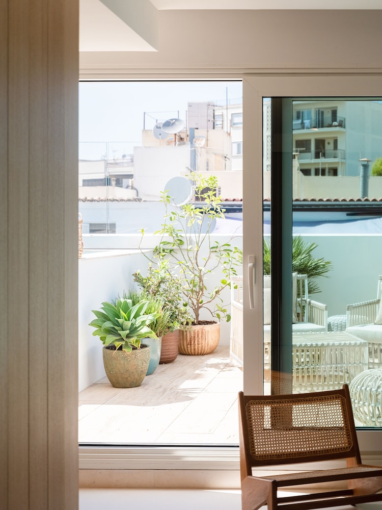 Penthouse, Multiple Beds (The Double Penthouse W/ Pool)