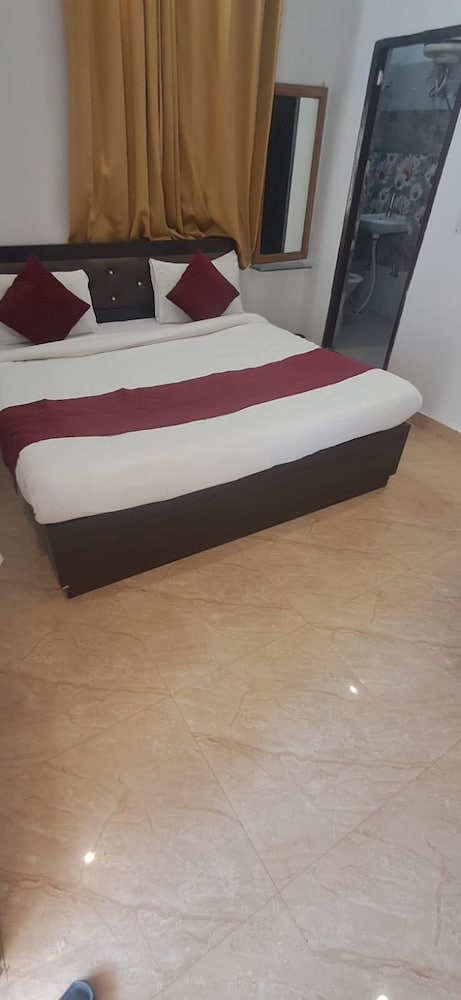 AC Semi Ganga View Room