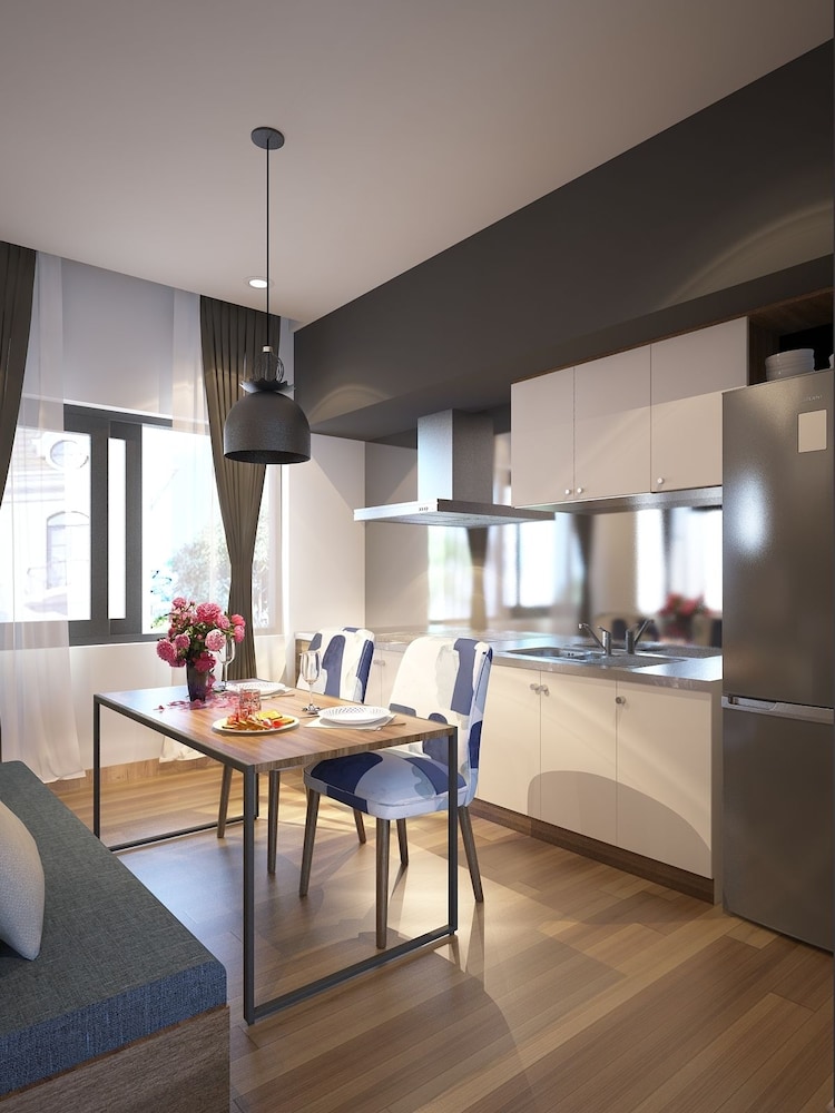 Executive Apartment - Photo 3