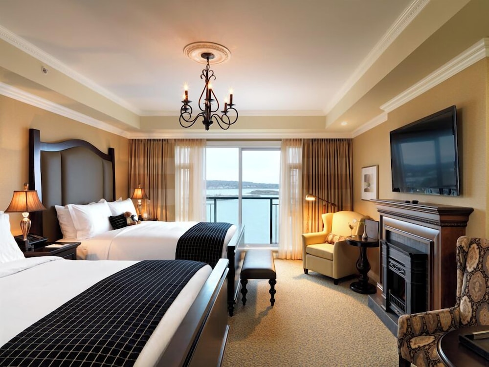 Guest Room, Ocean-Residential View, Double Queen - Photo 1