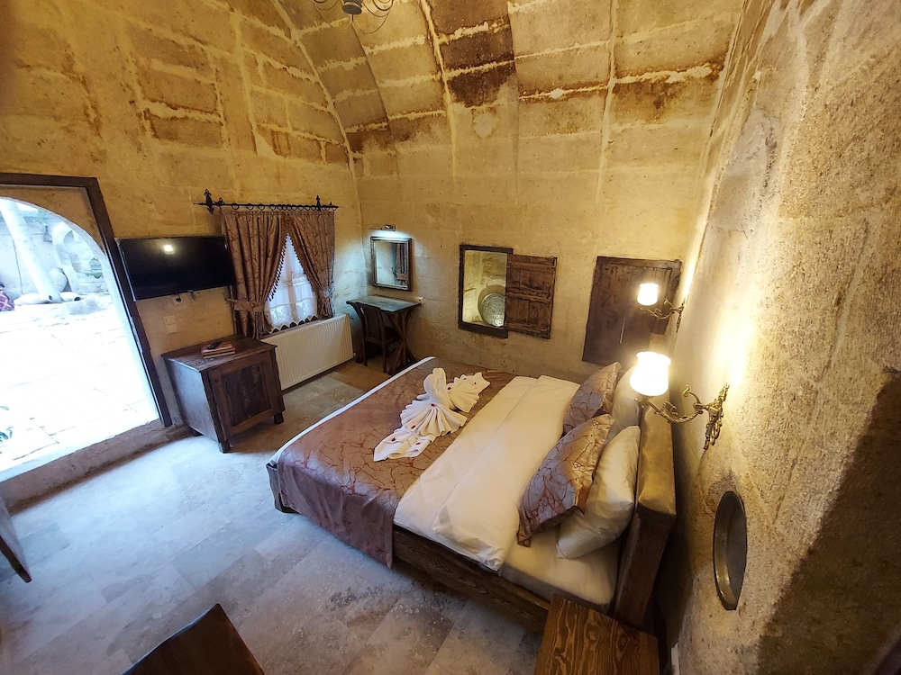 Standard Double Room - Photo 5