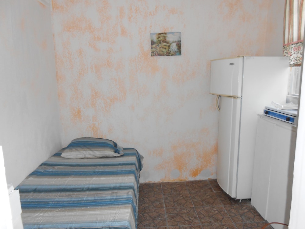 Basic Studio, 1 Bedroom, Private Bathroom