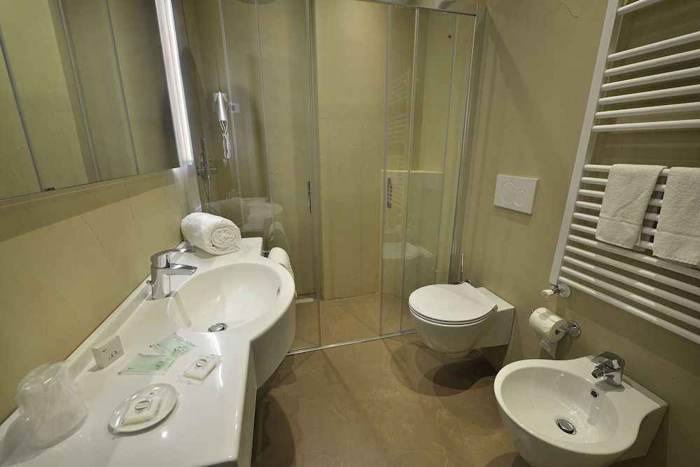 Superior Double or Twin Room, Lanai photo 3