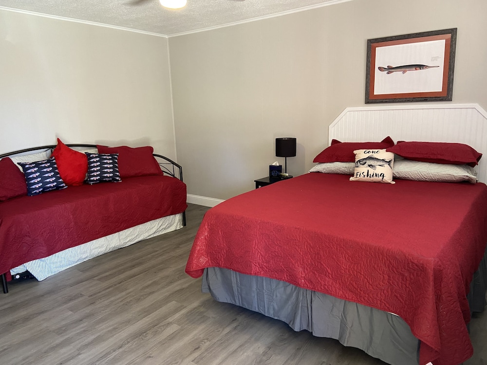 Gar Getaway Room 8 photo 1