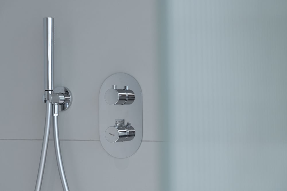 Basic Apartment, Ensuite photo 2