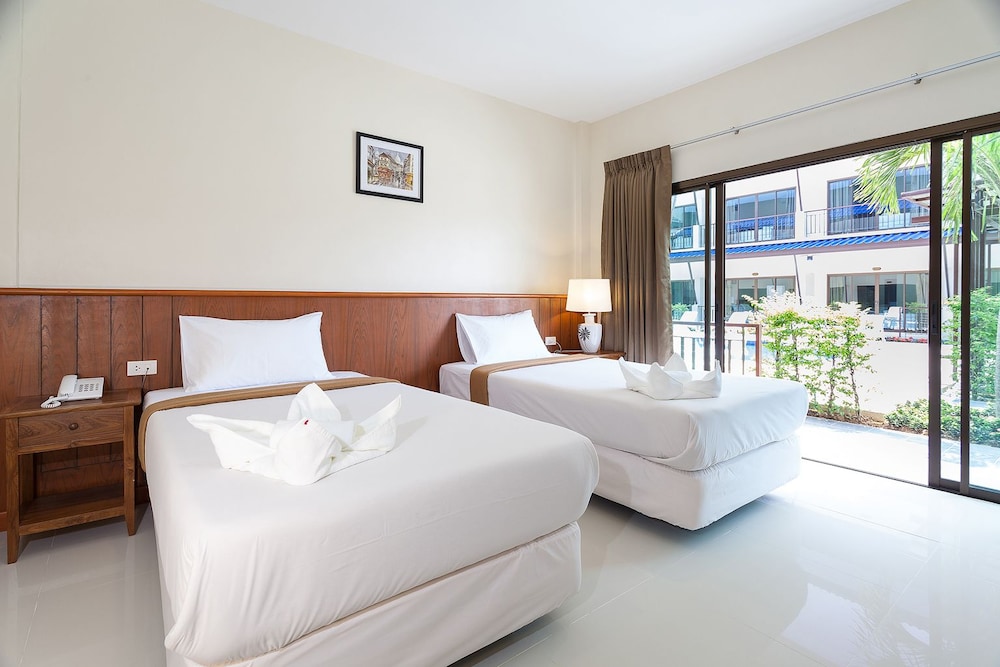 Pool Access Twin bed