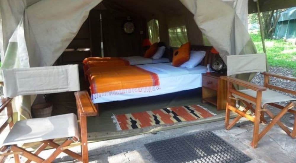 Standard Tent photo 3