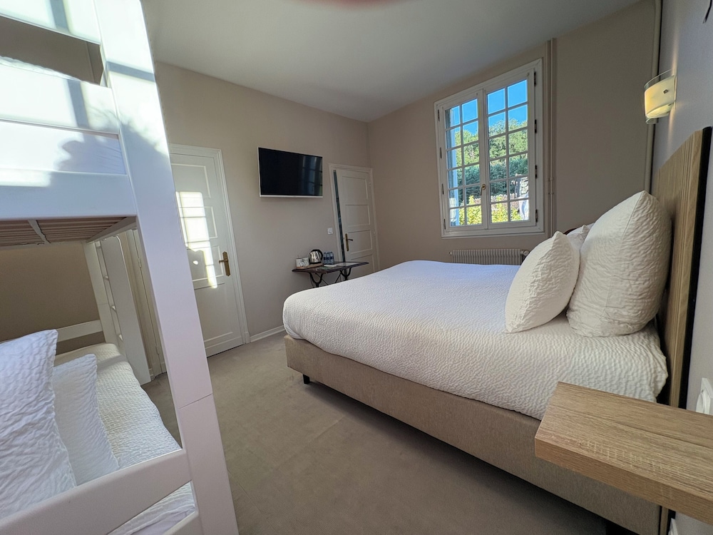Comfort Quadruple Room