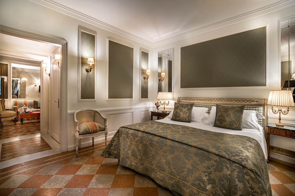 Deluxe Triple Room, Tower (in Barchessa) photo 1