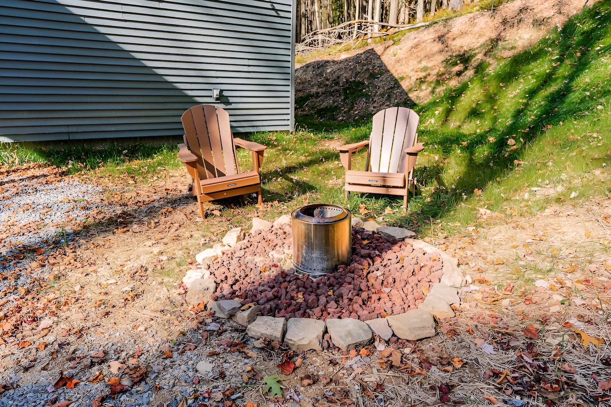 Chalet (New Wintervue Home with Fireplace - P) photo 1