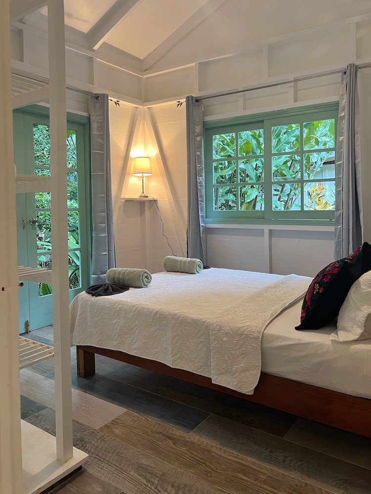 Standard Bungalow, 2 Double Beds, Garden View