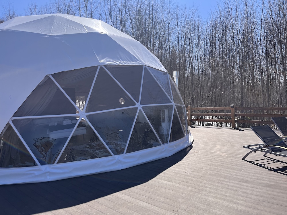 Deluxe Room (Dome Instagram) photo 3