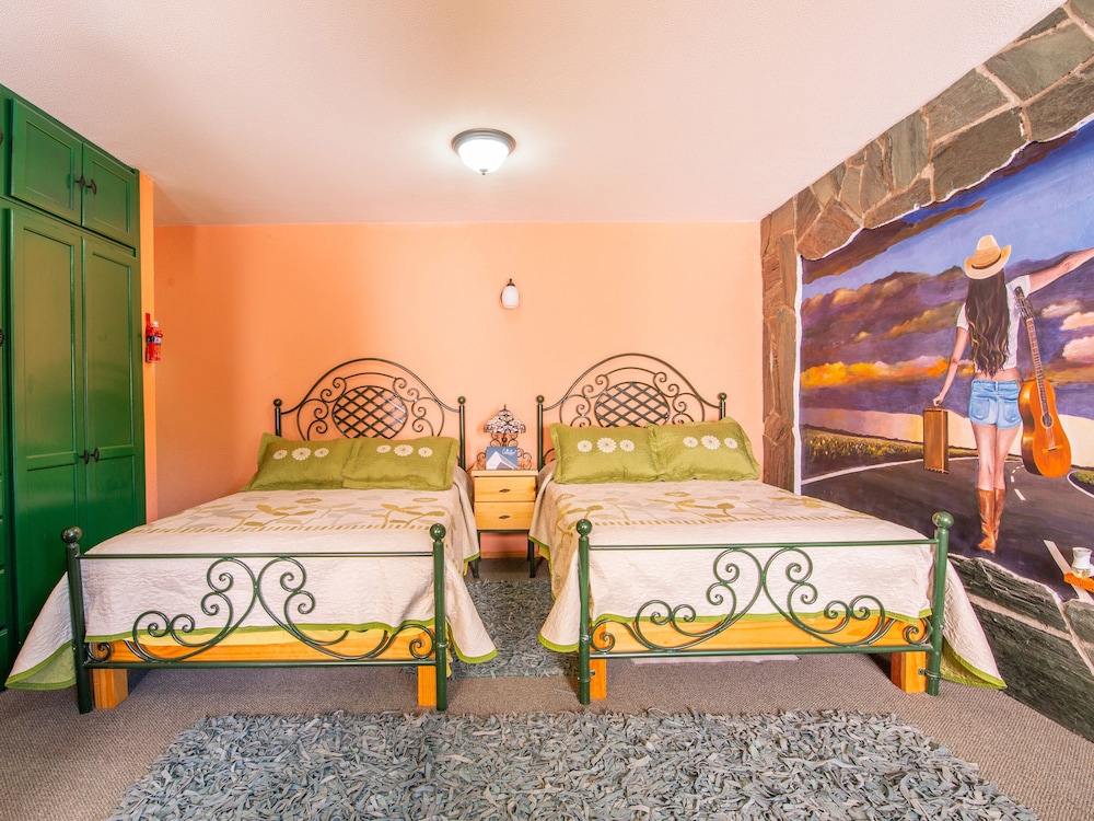 Standard Room, 2 Double Beds