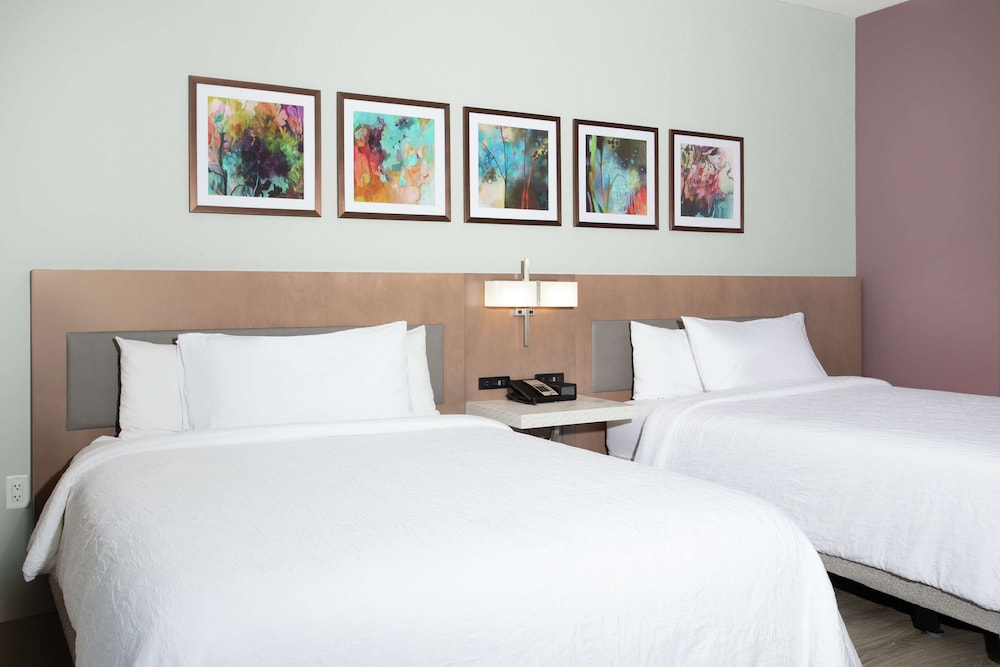 Room, 2 Queen Beds, Accessible - Photo 4