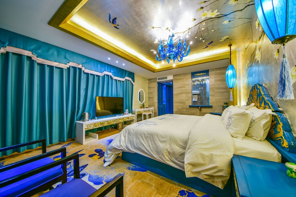 Deluxe Double Room(Chinese Domestic Guest Only)
