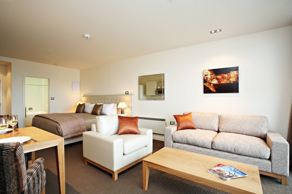 Ocean View Premier Room photo 1