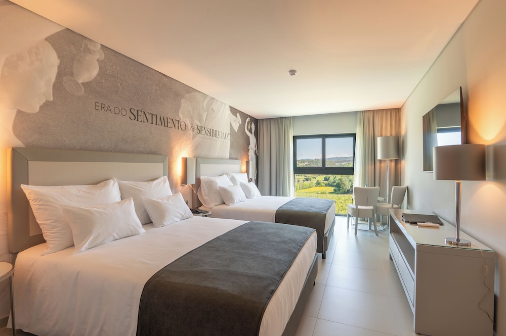 Family Room (Premium, 3 Adults)