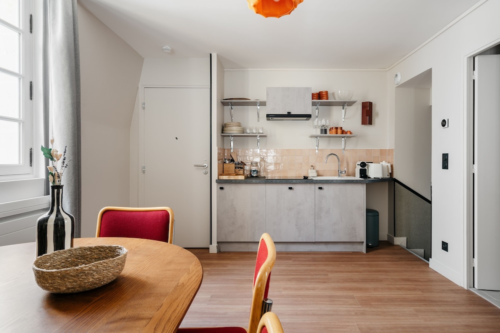 Apartment n°301 : 2-bedrooms photo 3