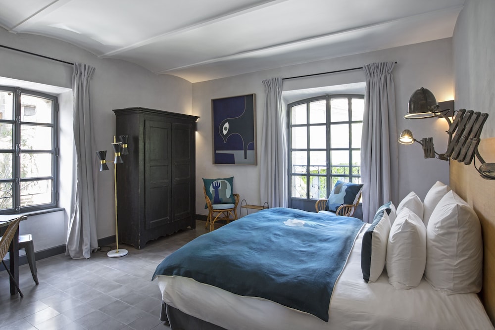 Prestige room photo 1