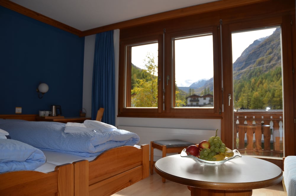 Double Room (South) photo 2