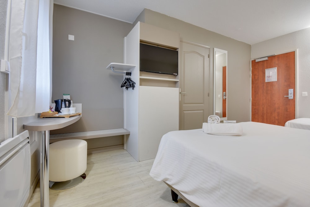 Superior Room, Accessible photo 3