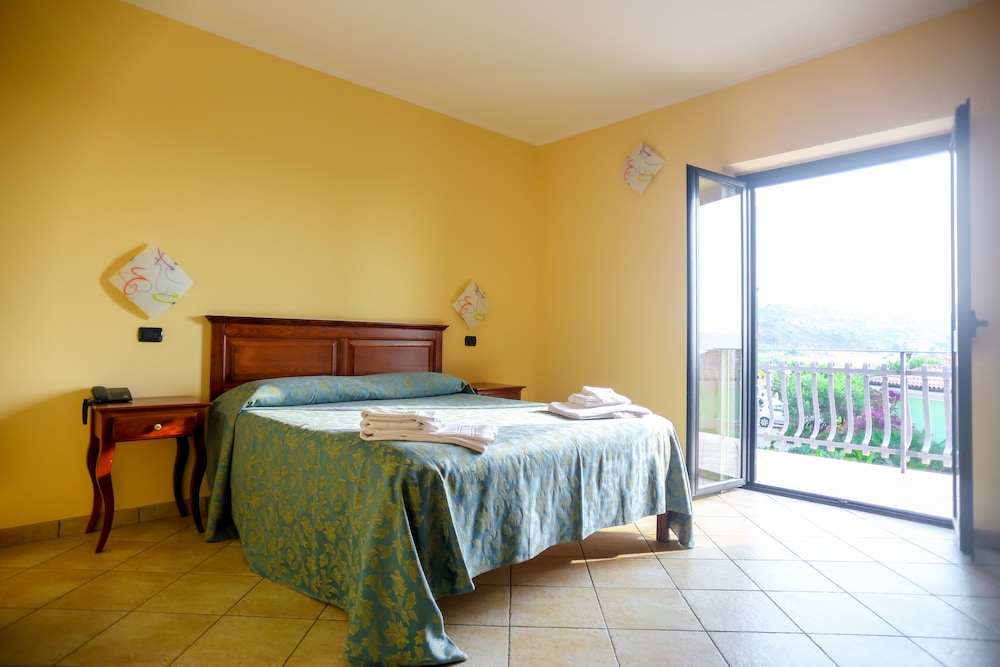 Basic Triple Room - Photo 7