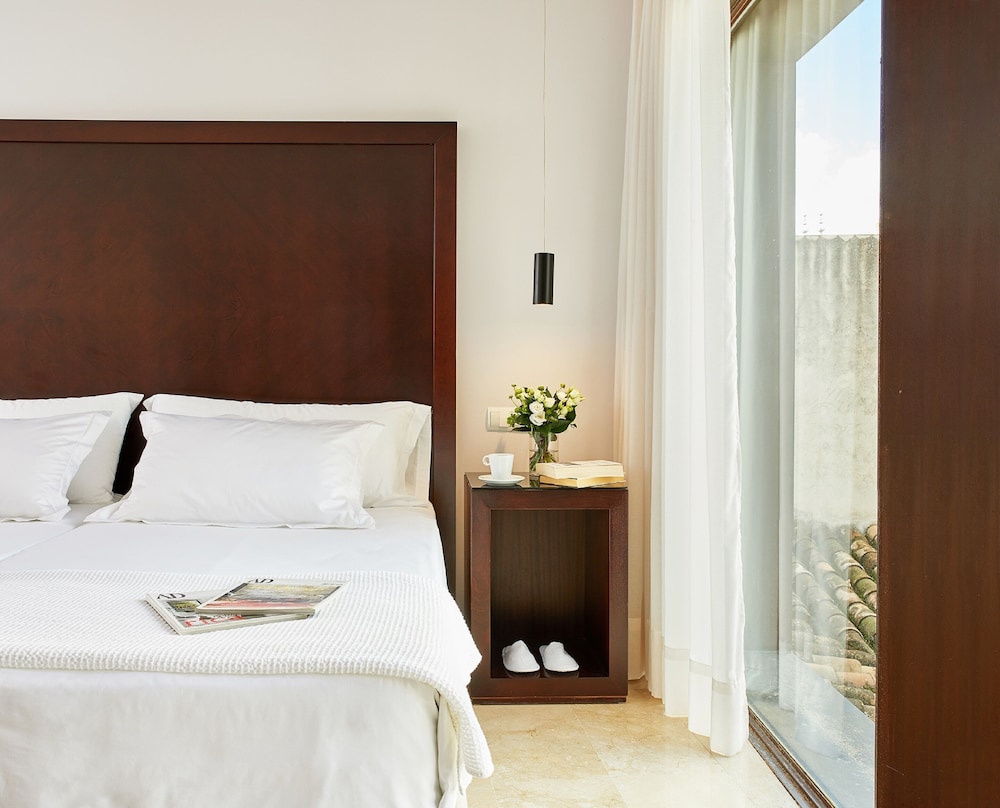 Superior Room - Photo 8