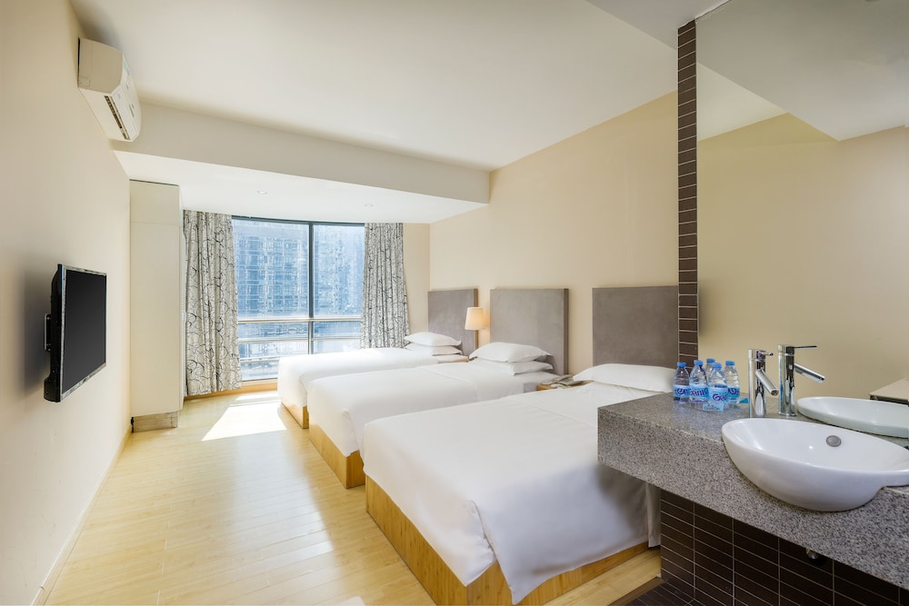 Superior Triple Room photo 1