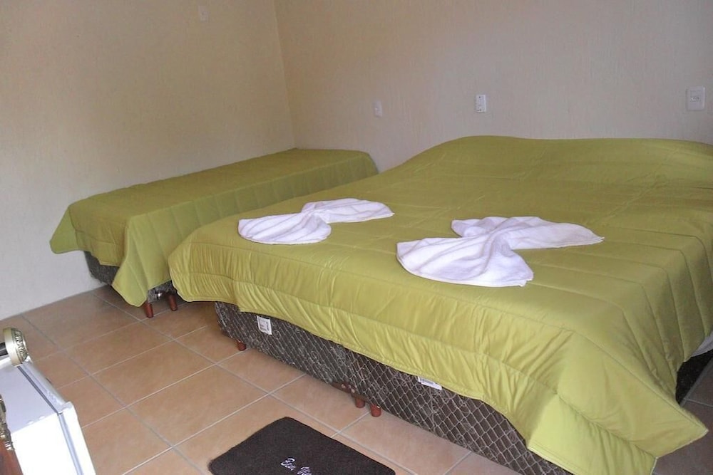 Basic Triple Room photo 2