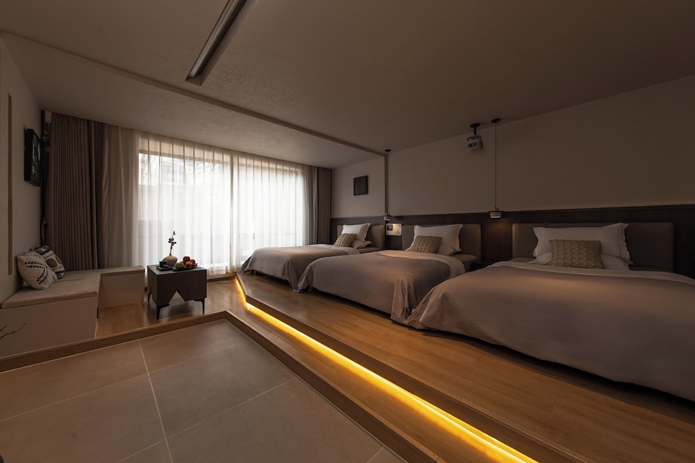 Classic Triple Room